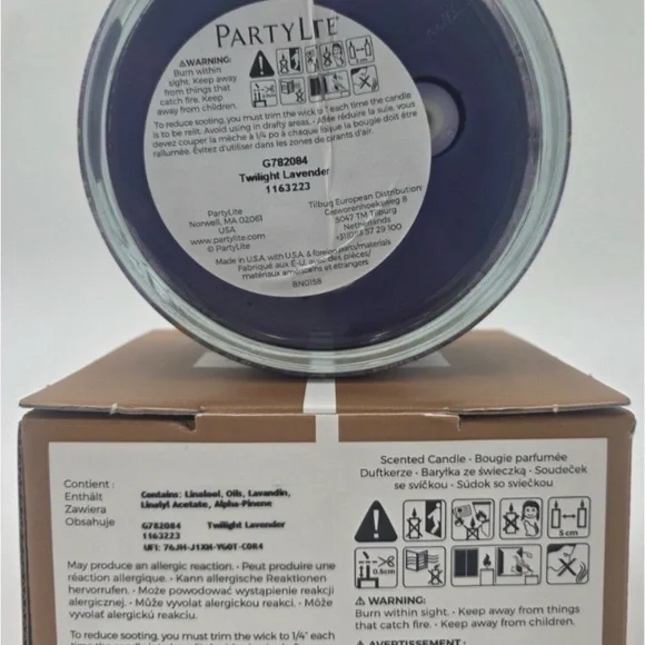 Partylite twilight lavender 4 wick Scented Candle - Picture 3 of 3